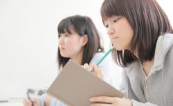 通信制高校で服装のルールはある？制服や私服の可否、面接の服装も解説