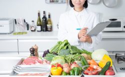 高校中退からめざす栄養士！通信制高校が強い味方！
